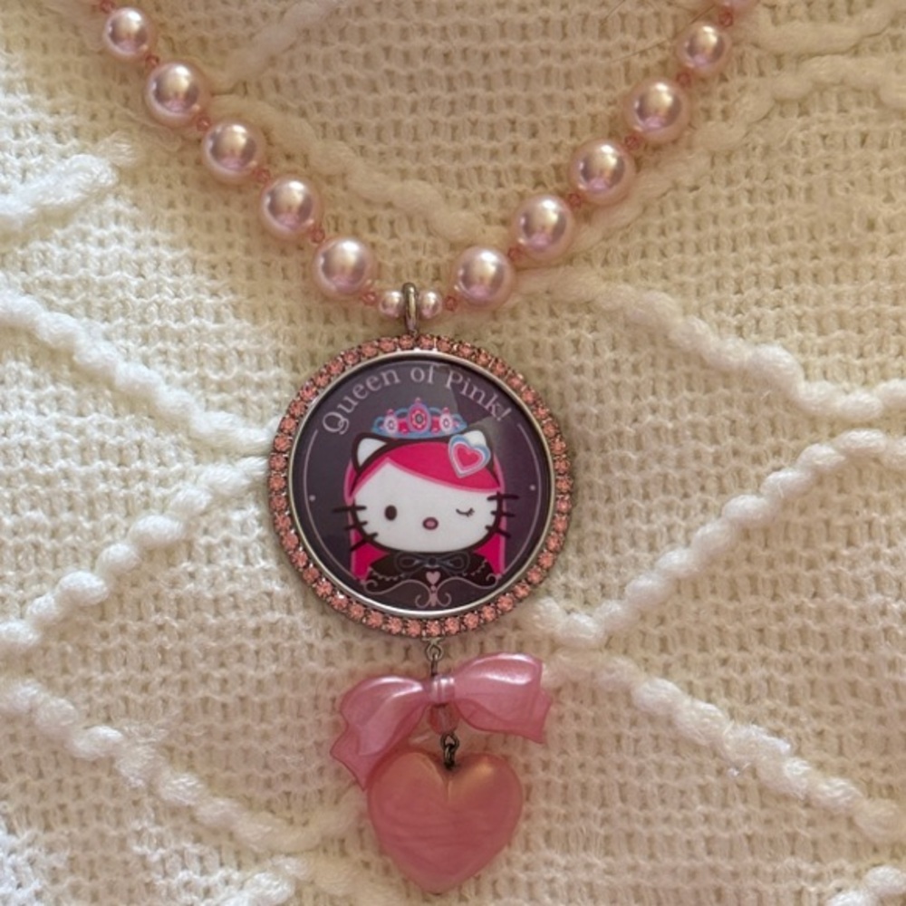 TARINA TARANTINO Hello Kitty Pink Head Necklace